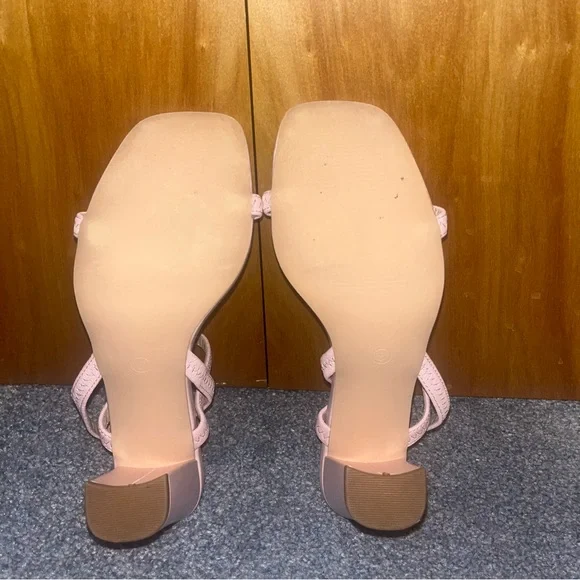 Tinstree Nude Pink Block Heels Dressy Sandals- 3.5 Inch Heel. Size 8. EUC - Picture 4 of 4